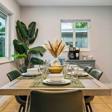 Private Oasis With Pool Near Beaches, Dining & Las Olas Fort Lauderdale Luaran gambar