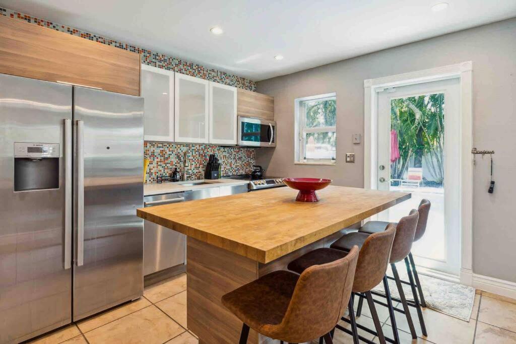 Private Oasis With Pool Near Beaches, Dining & Las Olas Fort Lauderdale Luaran gambar