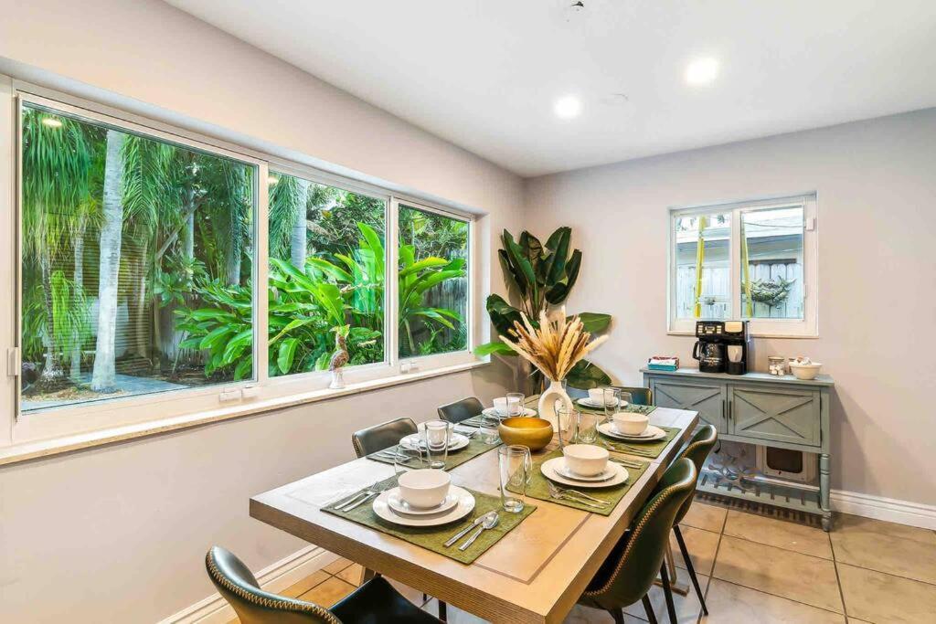 Private Oasis With Pool Near Beaches, Dining & Las Olas Fort Lauderdale Luaran gambar