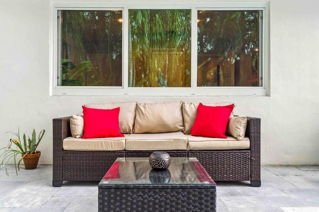 Private Oasis With Pool Near Beaches, Dining & Las Olas Fort Lauderdale Luaran gambar